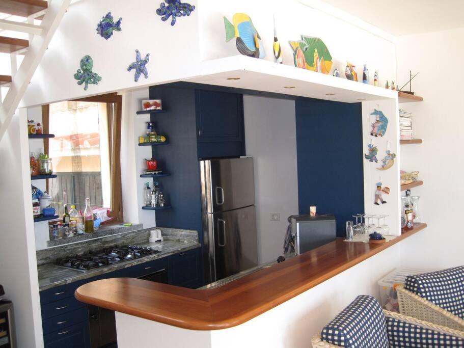 Villa Mit Whirlpool Und Phantastischer Aussicht Capoliveri  Exterior foto